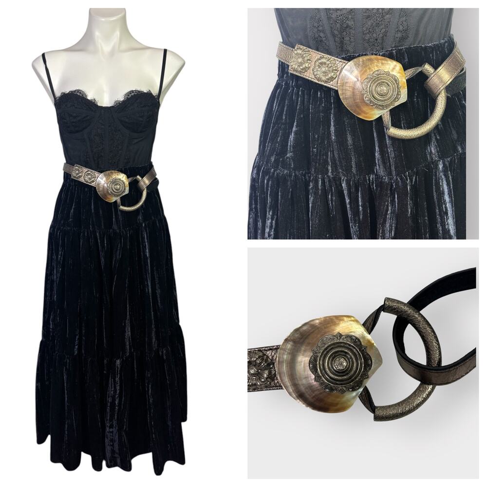 Women's Metallic Accent Leather Belt with Shell Medallion - Black